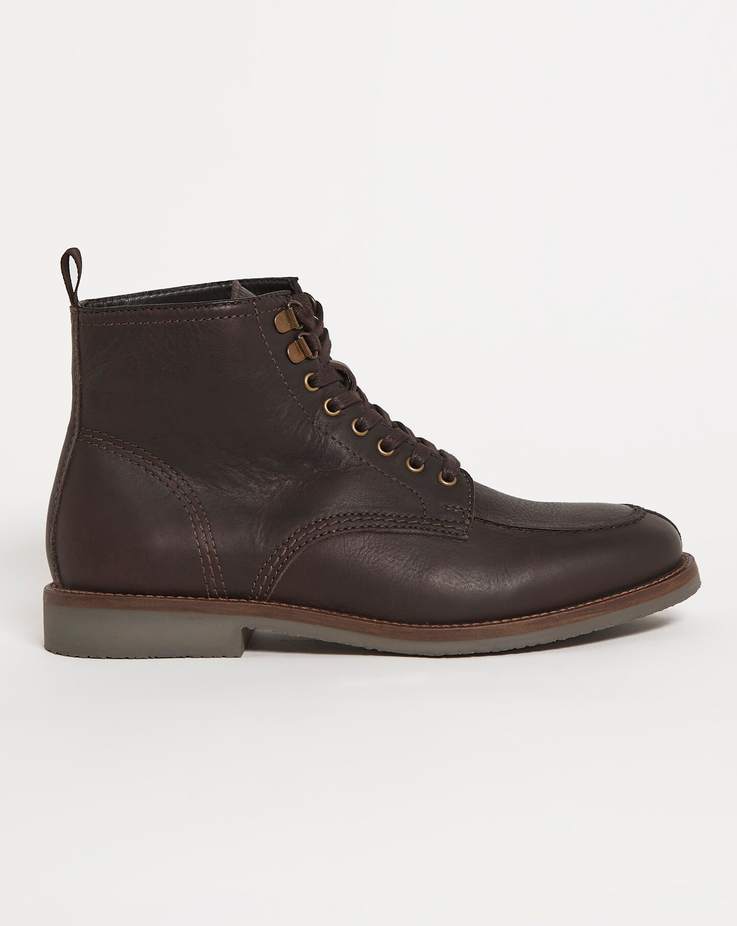 Frye clearance walter chukka