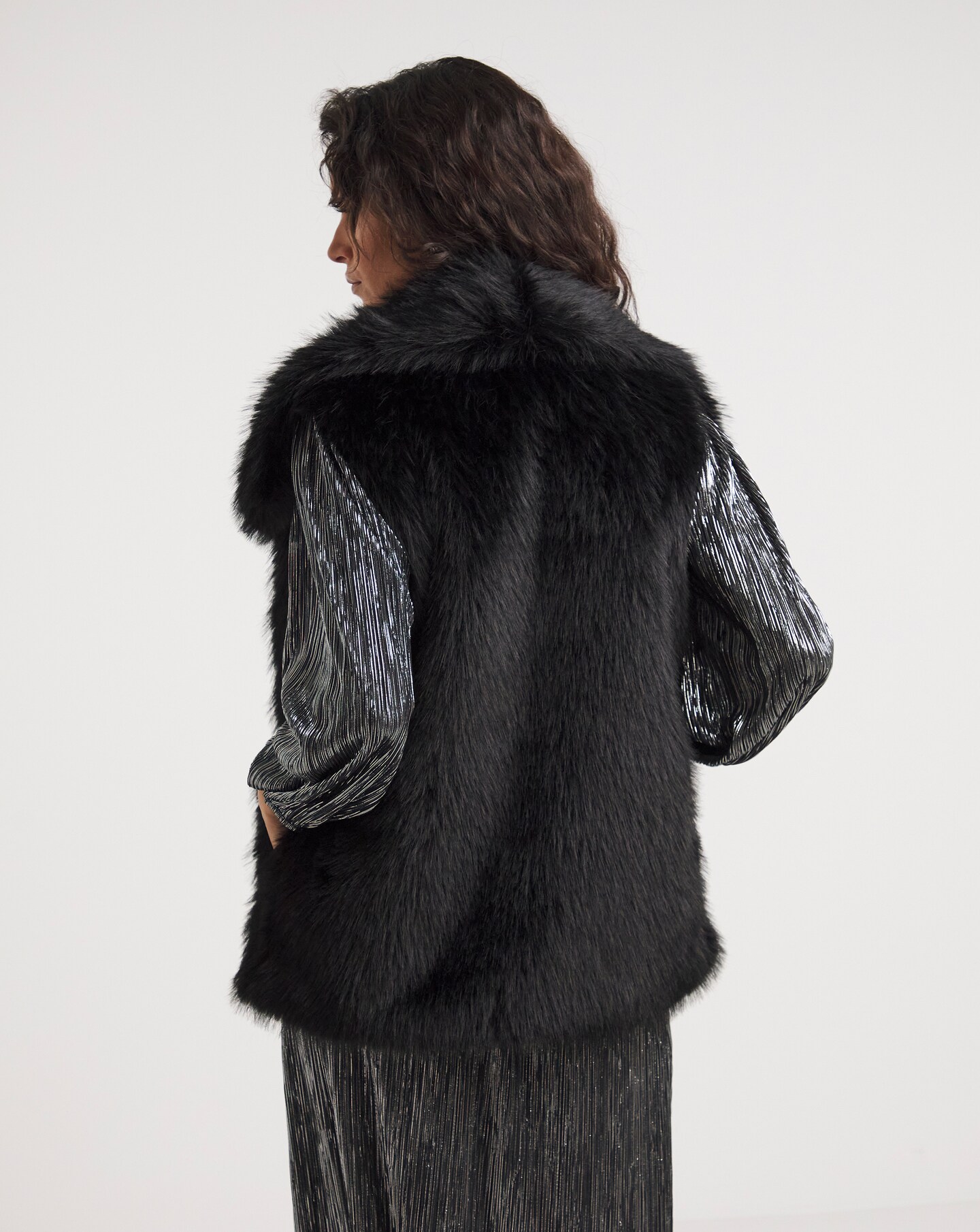 Faux fur hot sale gilet zara