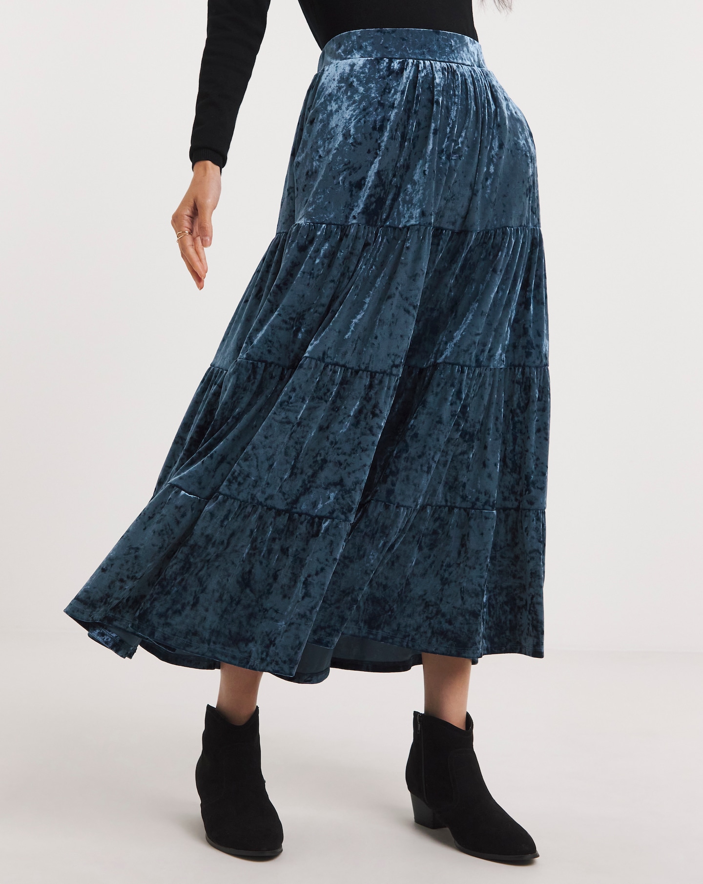 Julipa Crushed Velvet Tiered Maxi Skirt | Oxendales