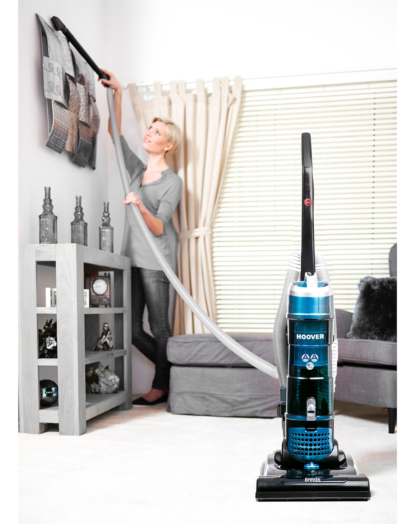 Hoover store breeze evo