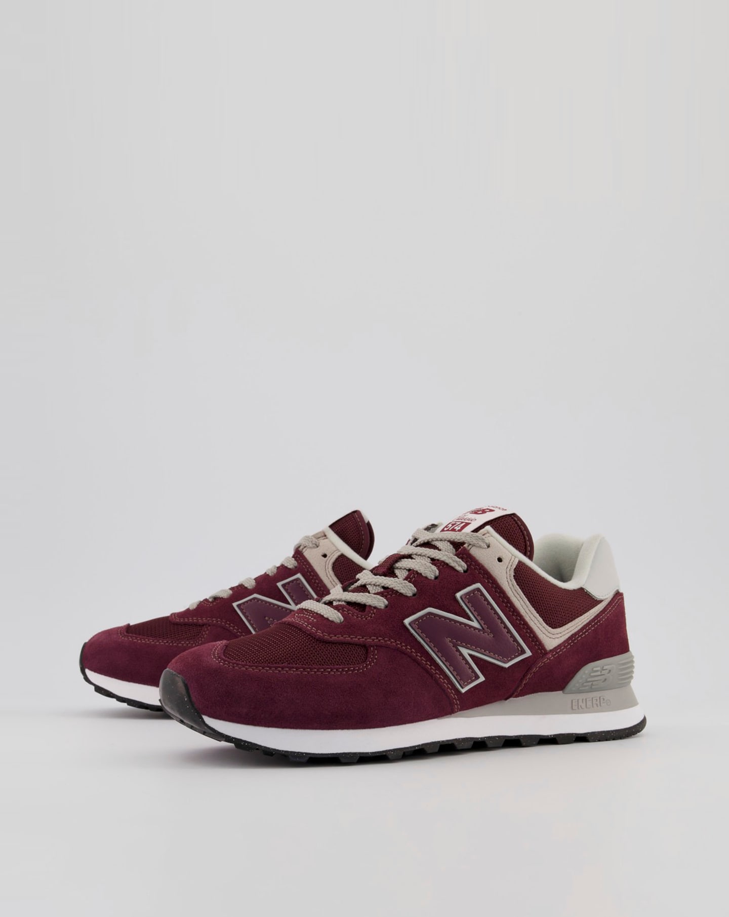 New balance sales 574 classic suede